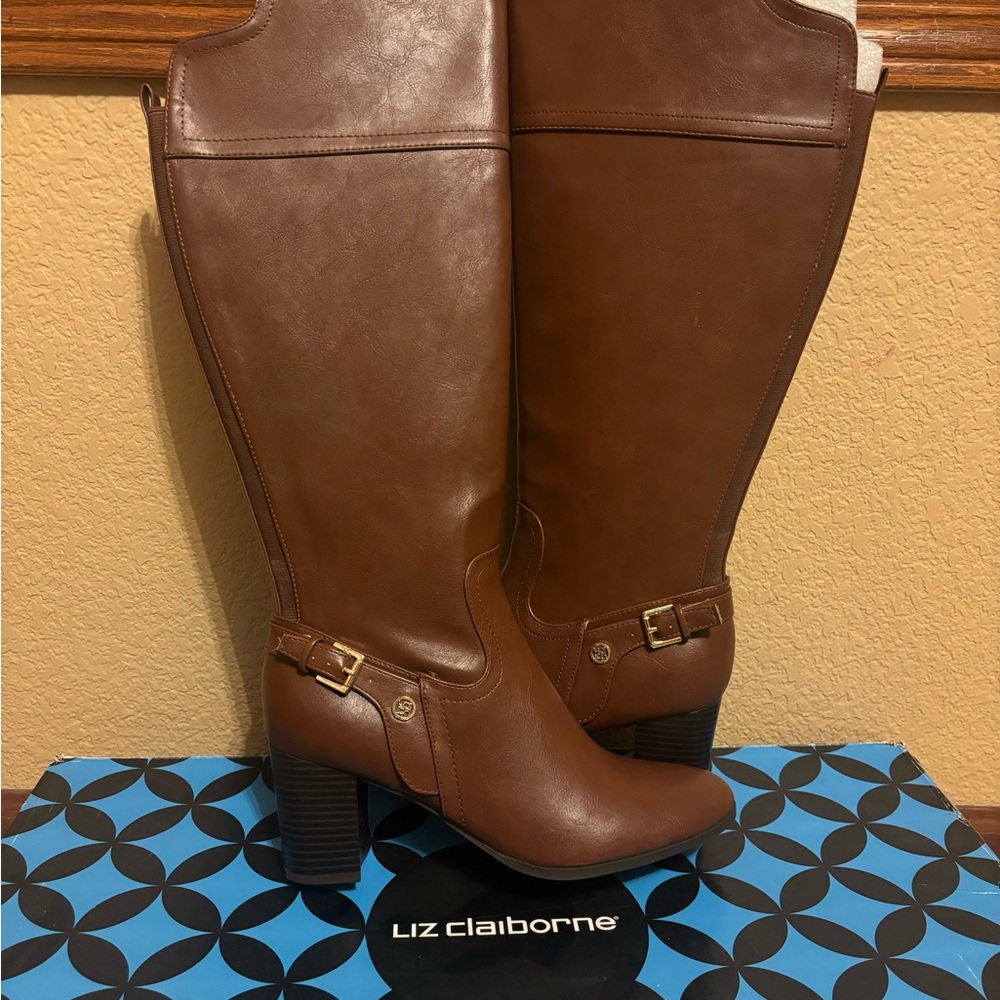 Liz Claiborne Tan Heeled Boots